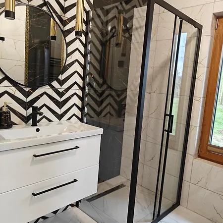 Na Gorach Z Jacuzzi I Sauna 펜션