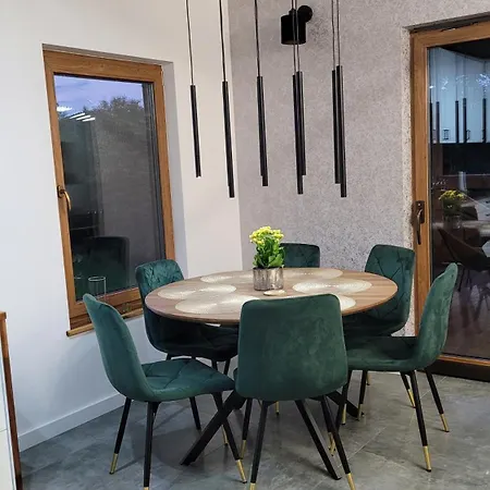 Na Gorach Z Jacuzzi I Sauna Nyaraló Újszandec